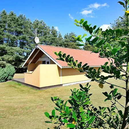 8 Person In Oksbol-by Traum